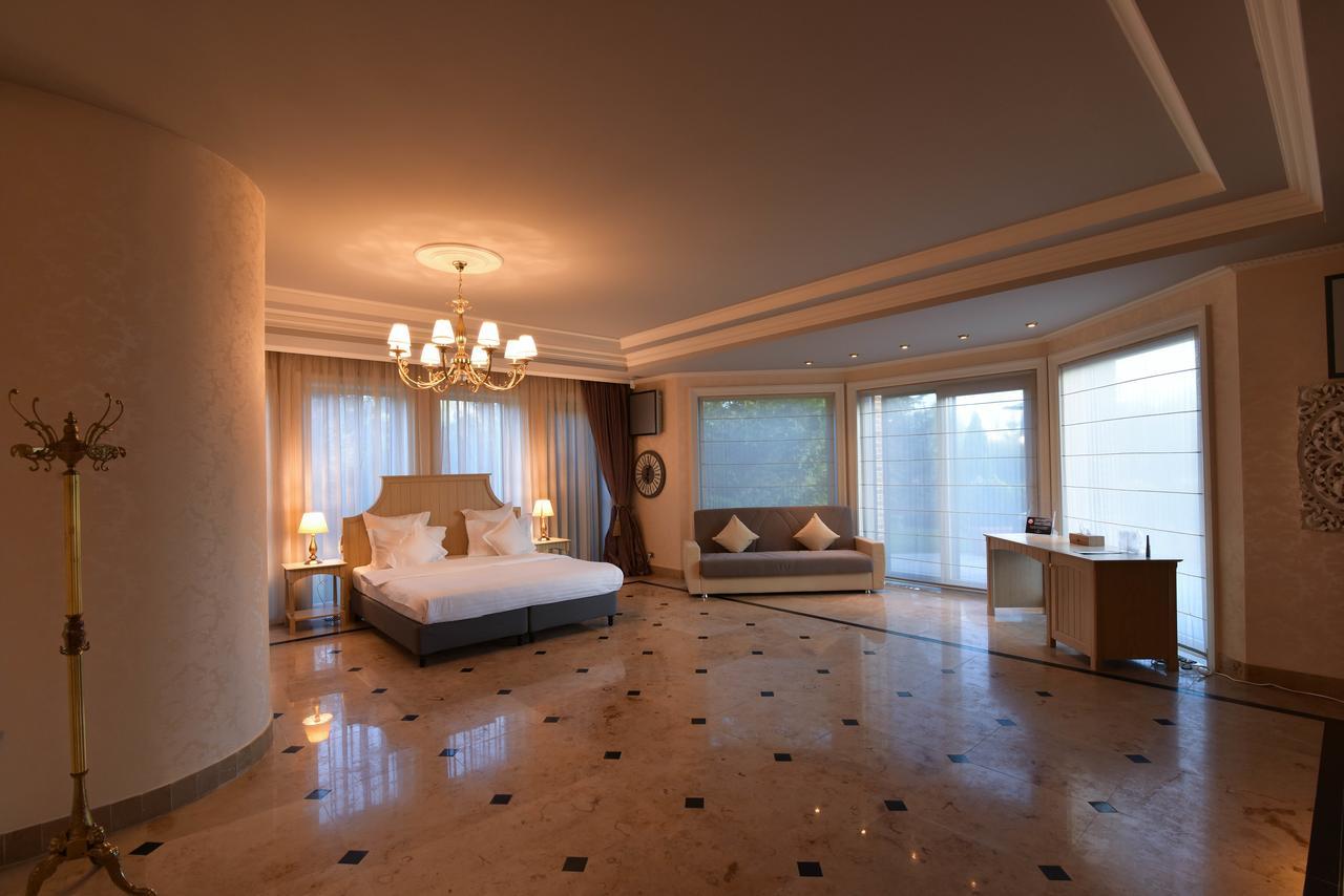 Lacul Verde Resort Плоешти Экстерьер фото