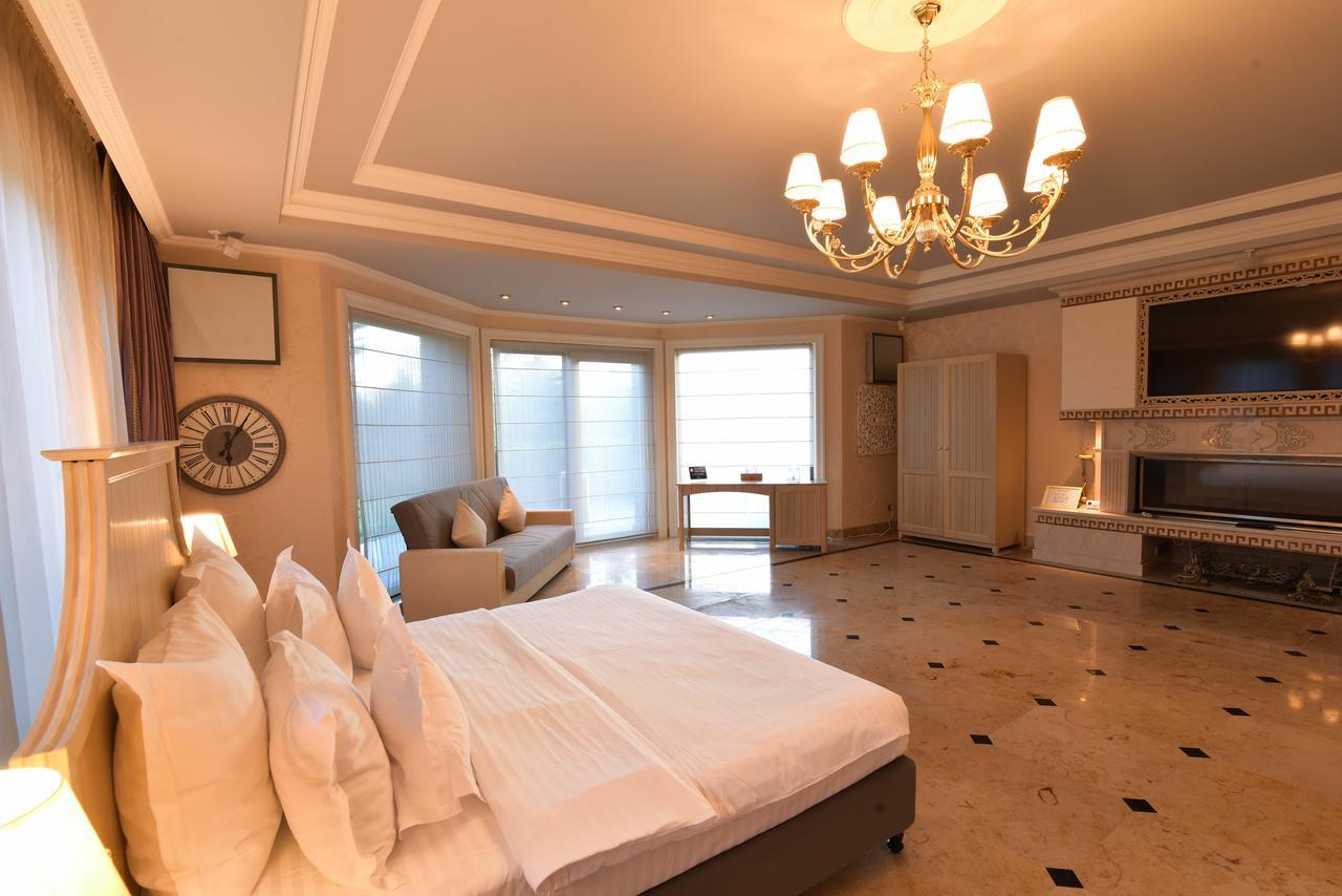 Lacul Verde Resort Плоешти Экстерьер фото